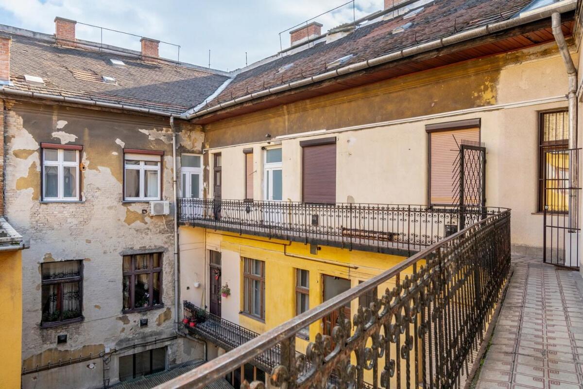 Apartment A Cozy For Wanderers Budapest
